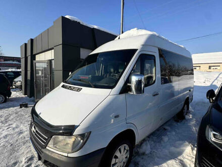 Белый Мерседес Sprinter, объемом двигателя 2.15 л и пробегом 640 тыс. км за 5800 $, фото 1 на Automoto.ua