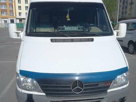 Білий Мерседес Sprinter, об'ємом двигуна 2.2 л та пробігом 600 тис. км за 5700 $, фото 1 на Automoto.ua