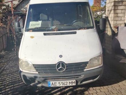 Белый Мерседес Sprinter, объемом двигателя 2.69 л и пробегом 1000 тыс. км за 9000 $, фото 1 на Automoto.ua