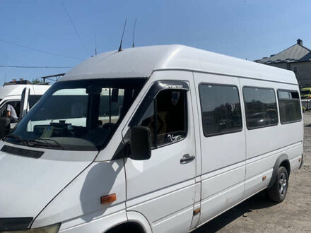 Мерседес Sprinter 2001 в Хмельницком на Automoto.ua Белый Мерседес Sprinter, объемом двигателя 2.15 л и пробегом 500 тыс. км за 7200 $, фото 1 на Automoto.ua