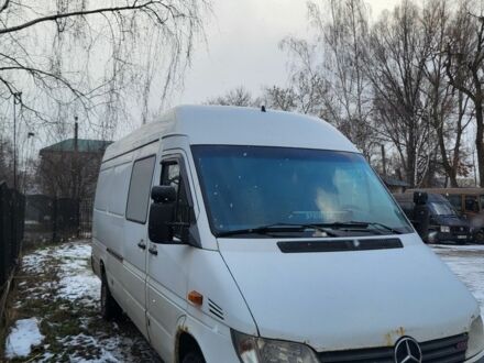 Белый Мерседес Sprinter, объемом двигателя 2.7 л и пробегом 540 тыс. км за 6600 $, фото 1 на Automoto.ua
