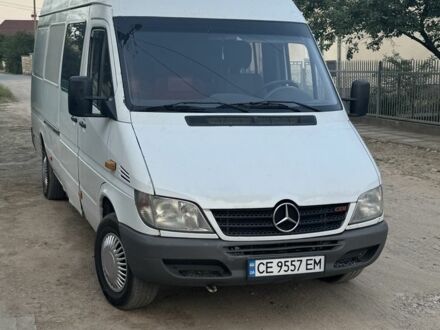 Белый Мерседес Sprinter, объемом двигателя 2.1 л и пробегом 240 тыс. км за 4700 $, фото 1 на Automoto.ua