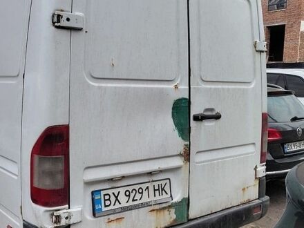 Белый Мерседес Sprinter, объемом двигателя 2.69 л и пробегом 800 тыс. км за 7500 $, фото 1 на Automoto.ua