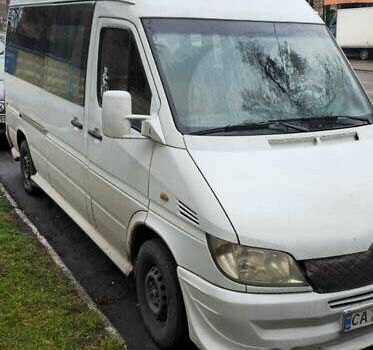 Белый Мерседес Sprinter, объемом двигателя 2.15 л и пробегом 600 тыс. км за 7900 $, фото 1 на Automoto.ua