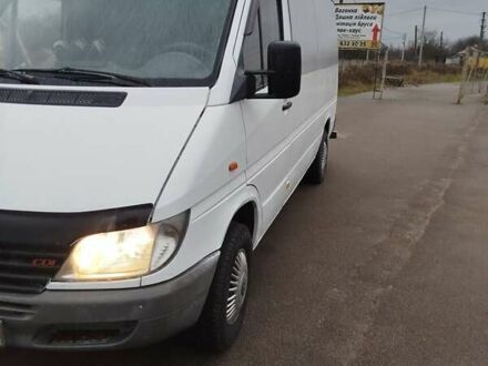 Белый Мерседес Sprinter, объемом двигателя 2.2 л и пробегом 193 тыс. км за 5999 $, фото 1 на Automoto.ua
