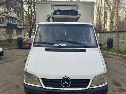 Белый Мерседес Sprinter, объемом двигателя 2.15 л и пробегом 480 тыс. км за 5800 $, фото 1 на Automoto.ua
