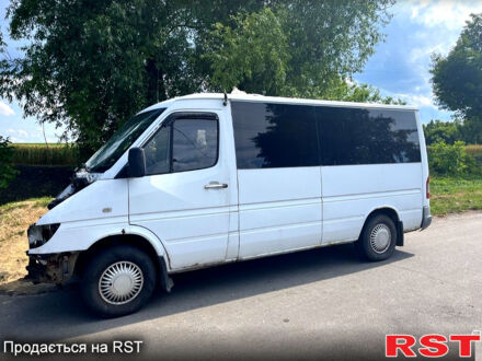 Мерседес Sprinter 2001 в Кременчуге на Automoto.ua Белый Мерседес Sprinter, объемом двигателя 2.1 л и пробегом 350 тыс. км за 2700 $, фото 1 на Automoto.ua