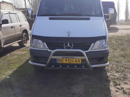 Белый Мерседес Sprinter, объемом двигателя 2.2 л и пробегом 160 тыс. км за 9000 $, фото 1 на Automoto.ua