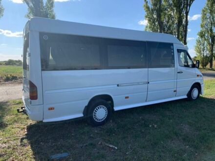 Белый Мерседес Sprinter, объемом двигателя 2.7 л и пробегом 563 тыс. км за 8450 $, фото 1 на Automoto.ua