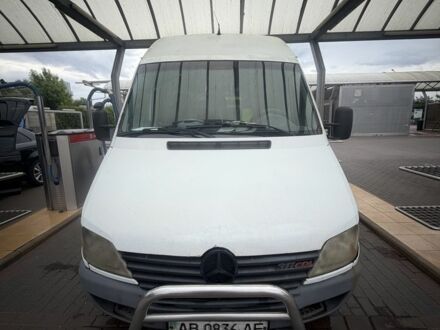 Белый Мерседес Sprinter, объемом двигателя 2.1 л и пробегом 800 тыс. км за 5000 $, фото 1 на Automoto.ua