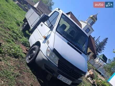 Белый Мерседес Sprinter, объемом двигателя 2.15 л и пробегом 350 тыс. км за 10000 $, фото 1 на Automoto.ua