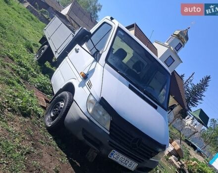 Белый Мерседес Sprinter, объемом двигателя 2.15 л и пробегом 350 тыс. км за 7000 $, фото 1 на Automoto.ua