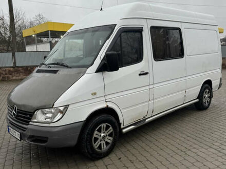 Білий Мерседес Sprinter, об'ємом двигуна 2.15 л та пробігом 200 тис. км за 6500 $, фото 1 на Automoto.ua