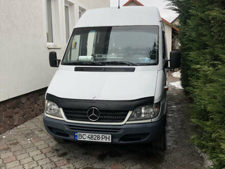 Мерседес Sprinter 2001 в Львове на Automoto.ua Белый Мерседес Sprinter, объемом двигателя 2.2 л и пробегом 400 тыс. км за 8500 $, фото 1 на Automoto.ua