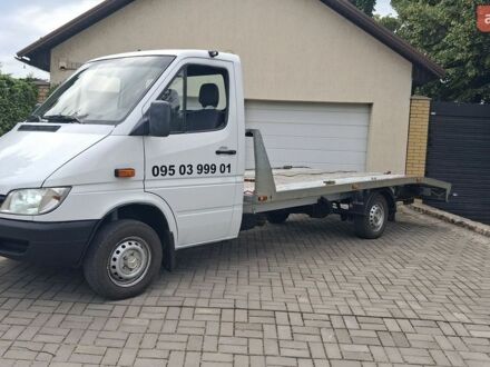 Белый Мерседес Sprinter, объемом двигателя 2.3 л и пробегом 400 тыс. км за 14000 $, фото 1 на Automoto.ua