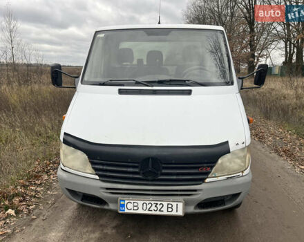 Белый Мерседес Sprinter, объемом двигателя 2.15 л и пробегом 343 тыс. км за 10900 $, фото 1 на Automoto.ua
