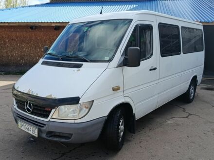 Белый Мерседес Sprinter, объемом двигателя 2.1 л и пробегом 527 тыс. км за 7500 $, фото 1 на Automoto.ua