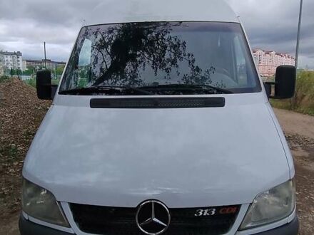 Мерседес Sprinter 2001 у Івано-Франківську на Automoto.ua Білий Мерседес Sprinter, об'ємом двигуна 2.2 л та пробігом 600 тис. км за 8800 $, фото 1 на Automoto.ua