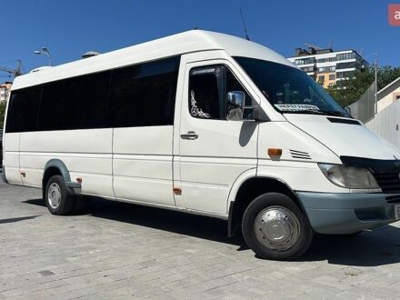 Белый Мерседес Sprinter, объемом двигателя 2.69 л и пробегом 440 тыс. км за 20700 $, фото 1 на Automoto.ua