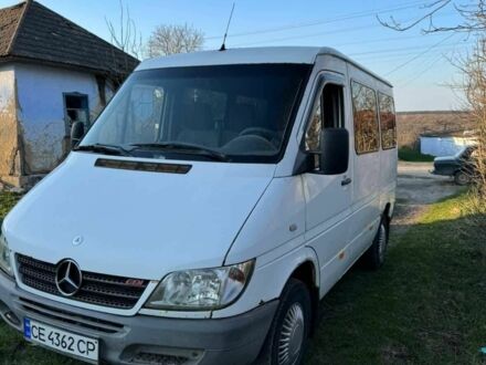 Белый Мерседес Sprinter, объемом двигателя 2.1 л и пробегом 365 тыс. км за 3750 $, фото 1 на Automoto.ua