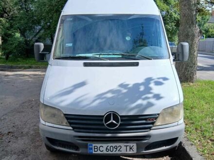 Мерседес Sprinter 2001 в Львове на Automoto.ua Белый Мерседес Sprinter, объемом двигателя 2.2 л и пробегом 87 тыс. км за 6000 $, фото 1 на Automoto.ua