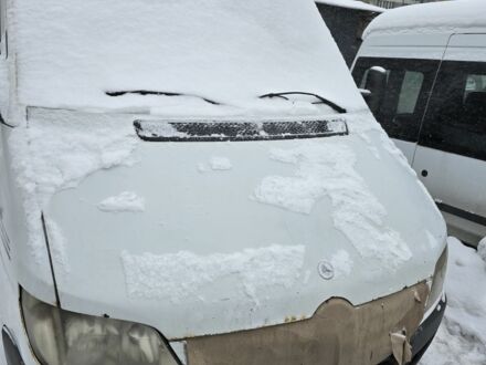 Білий Мерседес Sprinter, об'ємом двигуна 2.1 л та пробігом 200 тис. км за 6800 $, фото 1 на Automoto.ua