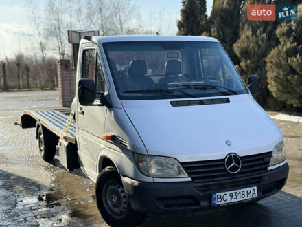 Белый Мерседес Sprinter, объемом двигателя 2.69 л и пробегом 620 тыс. км за 13400 $, фото 1 на Automoto.ua
