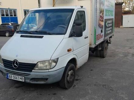 Білий Мерседес Sprinter, об'ємом двигуна 2.7 л та пробігом 400 тис. км за 12499 $, фото 1 на Automoto.ua