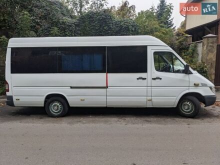 Білий Мерседес Sprinter, об'ємом двигуна 2.15 л та пробігом 600 тис. км за 9000 $, фото 1 на Automoto.ua