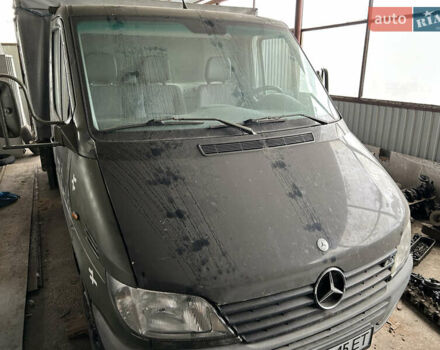 Мерседес Sprinter 2001 у Чернівцях на Automoto.ua Білий Мерседес Sprinter, об'ємом двигуна 0 л та пробігом 500 тис. км за 6900 $, фото 1 на Automoto.ua