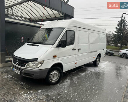 Белый Мерседес Sprinter, объемом двигателя 2.15 л и пробегом 497 тыс. км за 7500 $, фото 1 на Automoto.ua