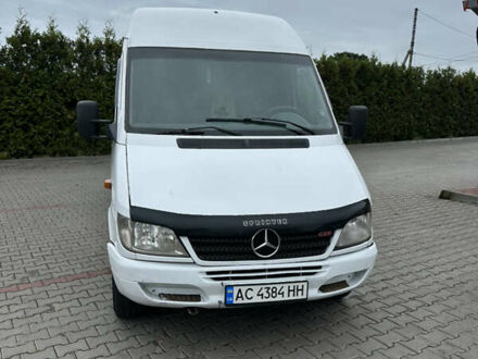 Белый Мерседес Sprinter, объемом двигателя 2.7 л и пробегом 778 тыс. км за 7800 $, фото 1 на Automoto.ua