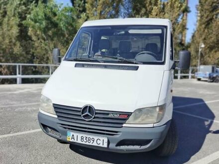 Білий Мерседес Sprinter, об'ємом двигуна 0 л та пробігом 320 тис. км за 5500 $, фото 1 на Automoto.ua