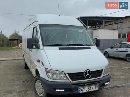 Білий Мерседес Sprinter, об'ємом двигуна 2.69 л та пробігом 300 тис. км за 7500 $, фото 1 на Automoto.ua