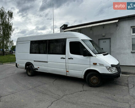 Белый Мерседес Sprinter, объемом двигателя 2.7 л и пробегом 507 тыс. км за 7500 $, фото 1 на Automoto.ua