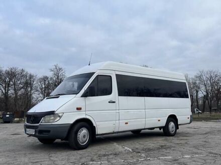 Белый Мерседес Sprinter, объемом двигателя 2.15 л и пробегом 600 тыс. км за 8500 $, фото 1 на Automoto.ua
