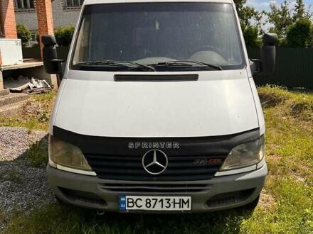 Мерседес Sprinter 2002 в Львове на Automoto.ua Белый Мерседес Sprinter, объемом двигателя 2.69 л и пробегом 430 тыс. км за 6300 $, фото 1 на Automoto.ua