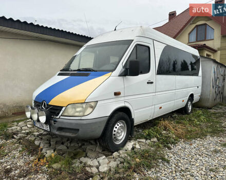 Белый Мерседес Sprinter, объемом двигателя 2.69 л и пробегом 631 тыс. км за 5800 $, фото 1 на Automoto.ua