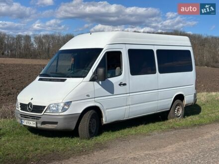 Білий Мерседес Sprinter, об'ємом двигуна 2.13 л та пробігом 700 тис. км за 6000 $, фото 1 на Automoto.ua