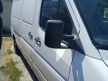 Білий Мерседес Sprinter, об'ємом двигуна 2.1 л та пробігом 600 тис. км за 7650 $, фото 1 на Automoto.ua
