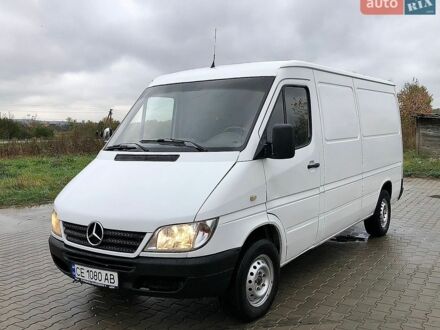 Белый Мерседес Sprinter, объемом двигателя 2.69 л и пробегом 486 тыс. км за 5499 $, фото 1 на Automoto.ua