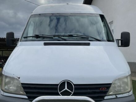 Мерседес Sprinter 2002 у Болехове на Automoto.ua Білий Мерседес Sprinter, об'ємом двигуна 2.7 л та пробігом 830 тис. км за 7500 $, фото 1 на Automoto.ua