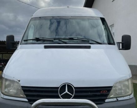 Білий Мерседес Sprinter, об'ємом двигуна 2.7 л та пробігом 830 тис. км за 7500 $, фото 1 на Automoto.ua