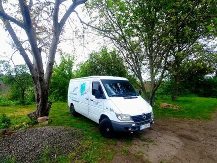 Мерседес Sprinter 2002 у Первомайськ на Automoto.ua Білий Мерседес Sprinter, об'ємом двигуна 2.1 л та пробігом 0 тис. км за 6600 $, фото 1 на Automoto.ua