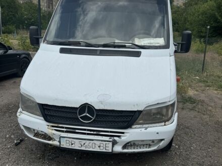 Мерседес Sprinter 2002 у Дружковке на Automoto.ua Білий Мерседес Sprinter, об'ємом двигуна 2.2 л та пробігом 240 тис. км за 1600 $, фото 1 на Automoto.ua