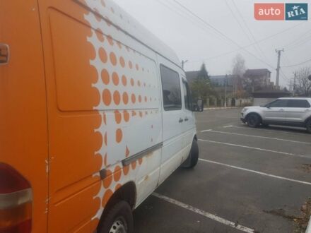 Белый Мерседес Sprinter, объемом двигателя 2.15 л и пробегом 360 тыс. км за 5800 $, фото 1 на Automoto.ua