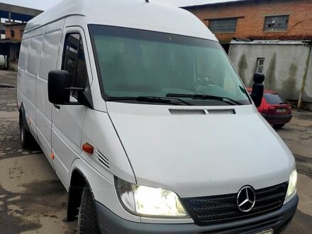 Белый Мерседес Sprinter, объемом двигателя 2.2 л и пробегом 543 тыс. км за 12000 $, фото 1 на Automoto.ua