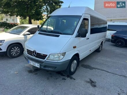 Белый Мерседес Sprinter, объемом двигателя 2.69 л и пробегом 555 тыс. км за 17500 $, фото 1 на Automoto.ua