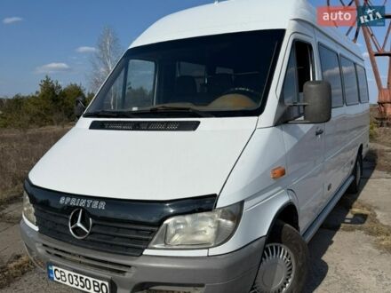 Белый Мерседес Sprinter, объемом двигателя 2.15 л и пробегом 500 тыс. км за 8000 $, фото 1 на Automoto.ua