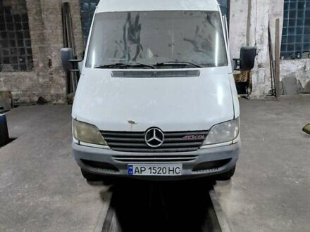 Білий Мерседес Sprinter, об'ємом двигуна 2.2 л та пробігом 500 тис. км за 4000 $, фото 1 на Automoto.ua